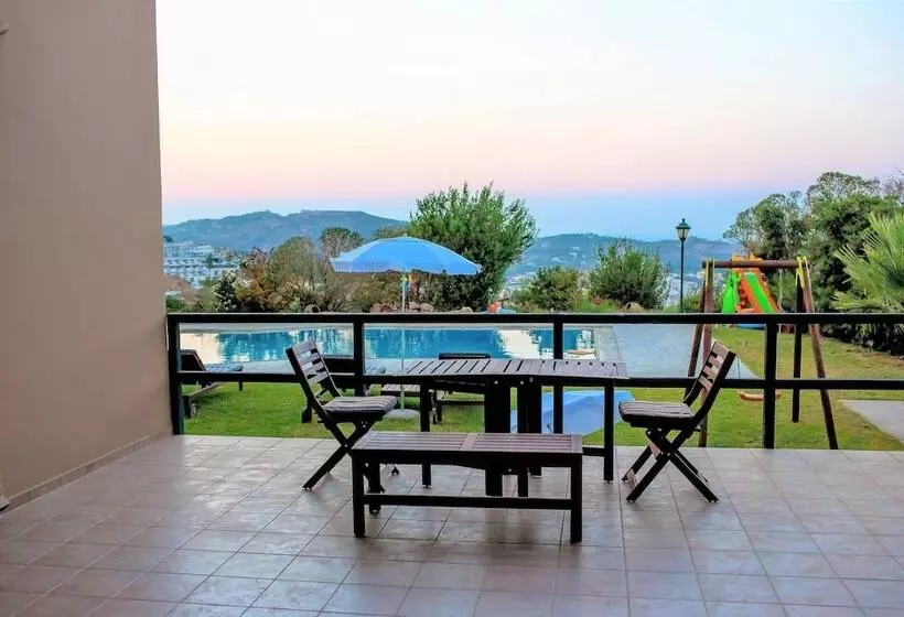 Wild Pear Villa