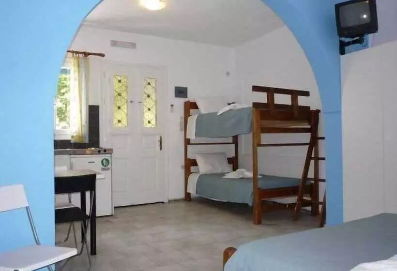 Apanemia Rooms