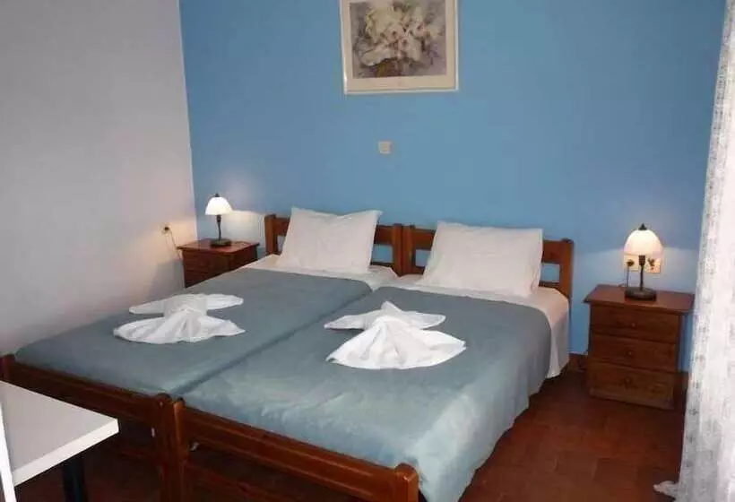 Apanemia Rooms