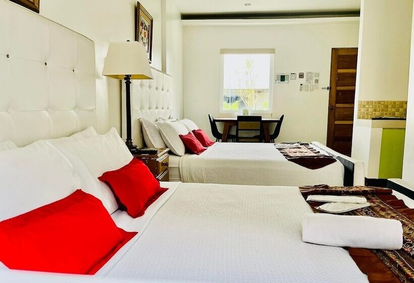 Bed and Breakfast The Carmelence Lodge