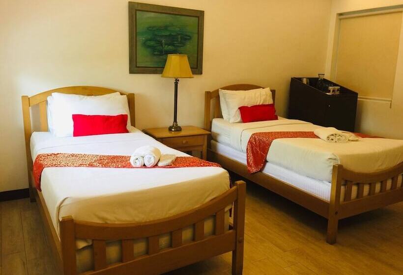 Bed and Breakfast The Carmelence Lodge