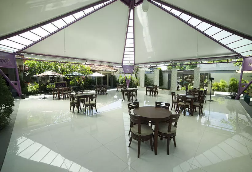هتل Airy Ahmad Yani Bunyamin Permai 3 Banjarmasin