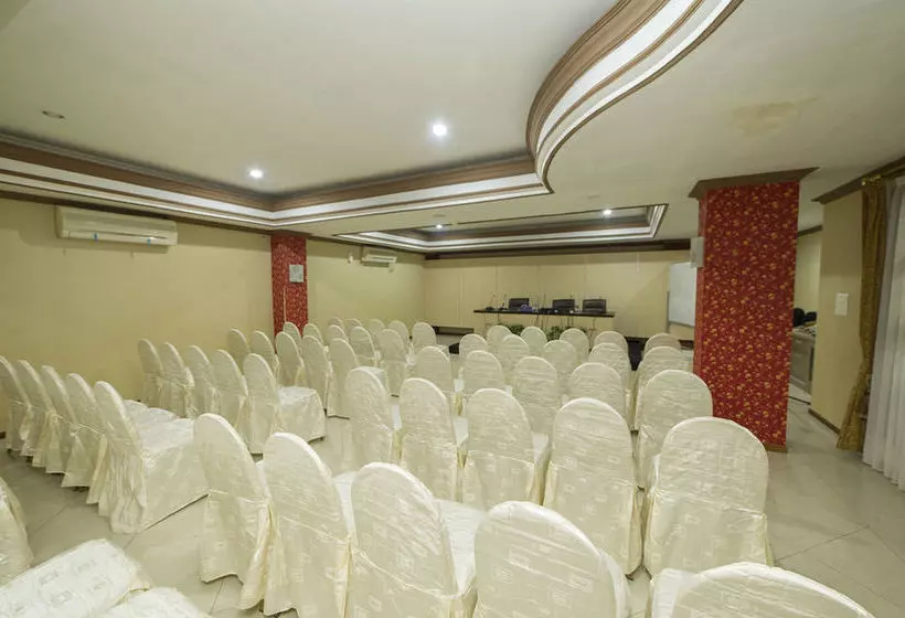 هتل Airy Ahmad Yani Bunyamin Permai 3 Banjarmasin