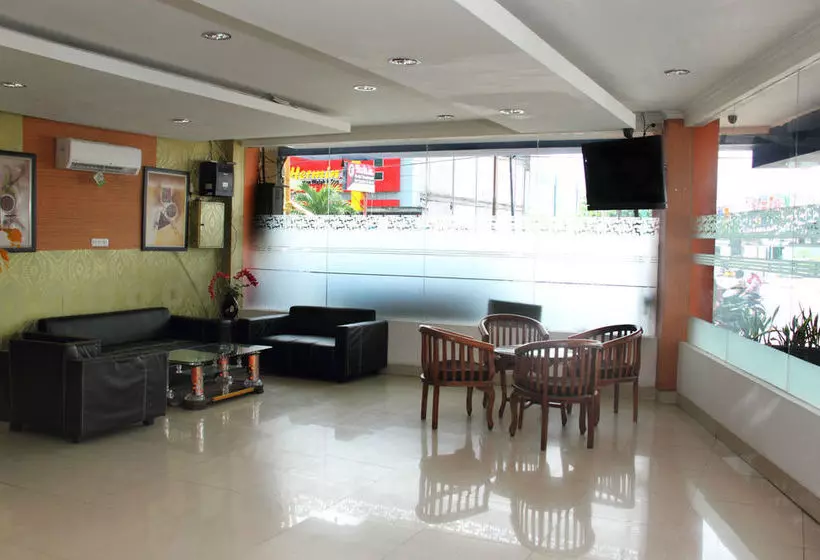 ホテル Airy Syariah Panakkukang Ruko Mirah Pengayoman Makassar