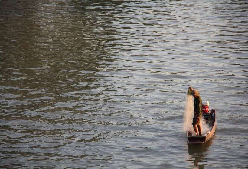 فندق Athithara Homestay