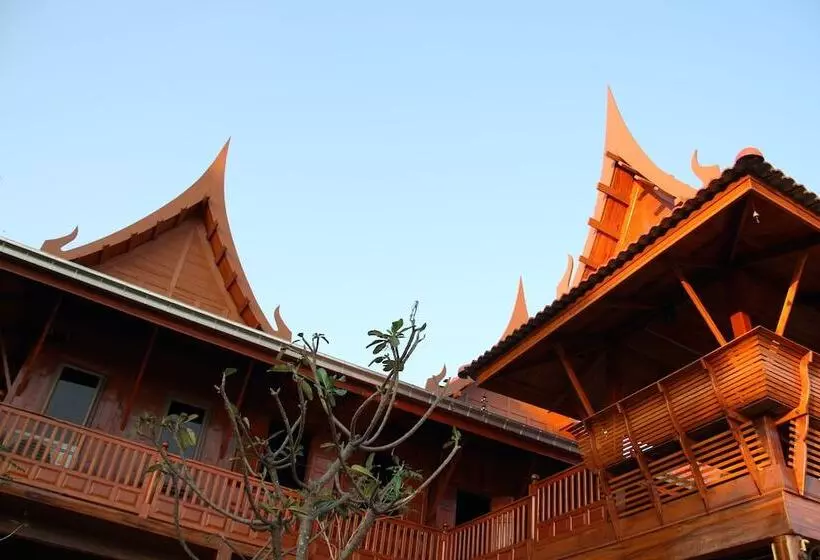 هتل Athithara Homestay