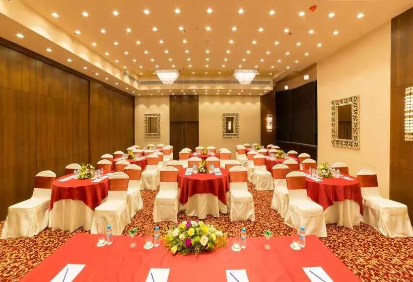 Hotelli Golden Tulip Salt Lake City Kolkata