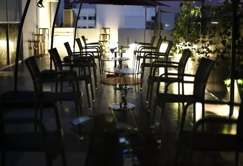 Hotelli Golden Tulip Salt Lake City Kolkata