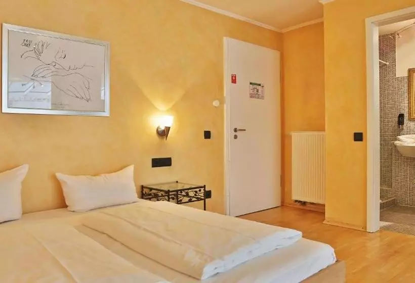 Hotelli Villa Verde Gästehaus