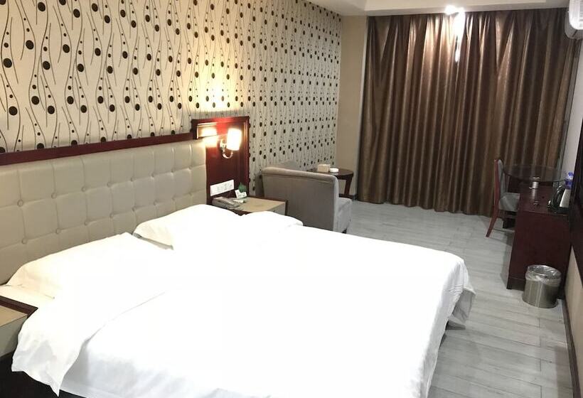 בית מלון כפרי Kaiserdom Changsha South Station