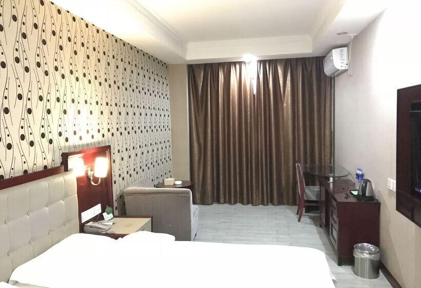 בית מלון כפרי Kaiserdom Changsha South Station