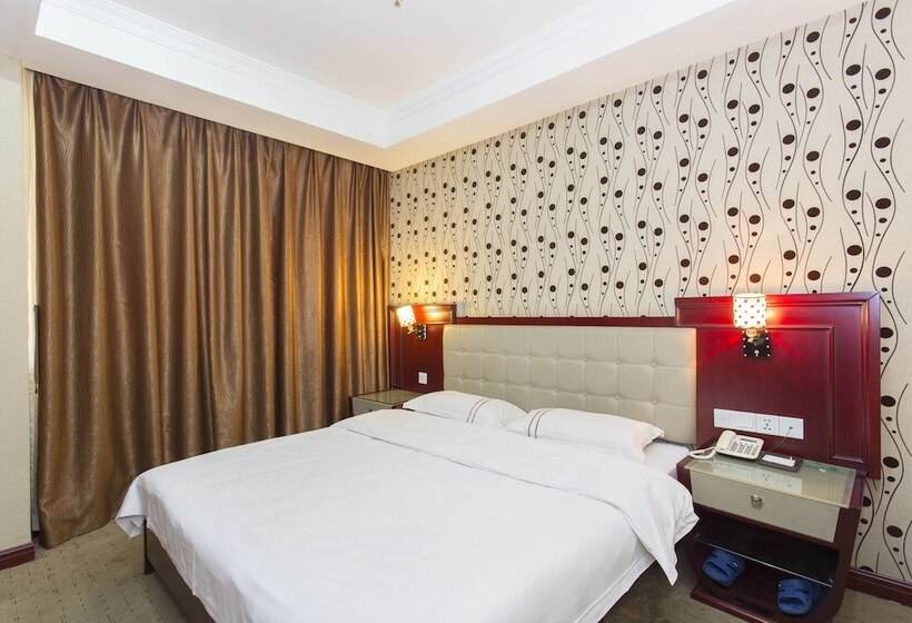 בית מלון כפרי Kaiserdom Changsha South Station