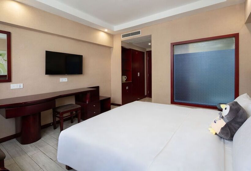 בית מלון כפרי Kaiserdom Changsha South Station