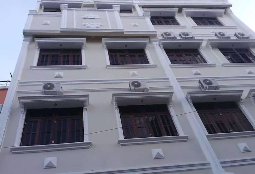 Hotelli Legenda Beril Hostel