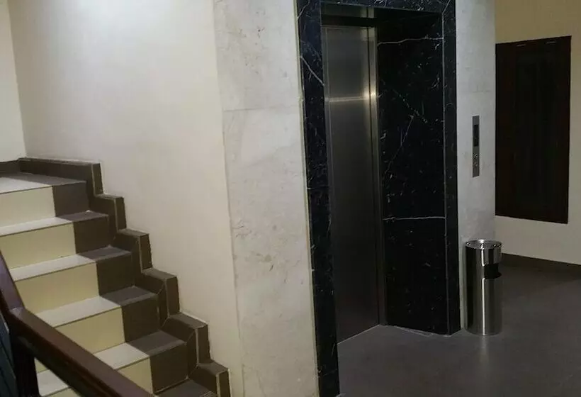 Hotelli Legenda Beril Hostel