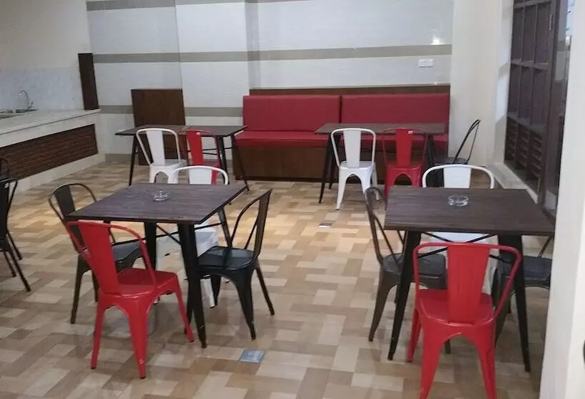 Hotelli Legenda Beril Hostel