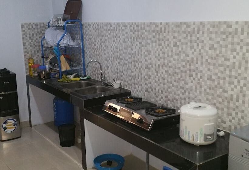 هتل Legenda Beril Hostel