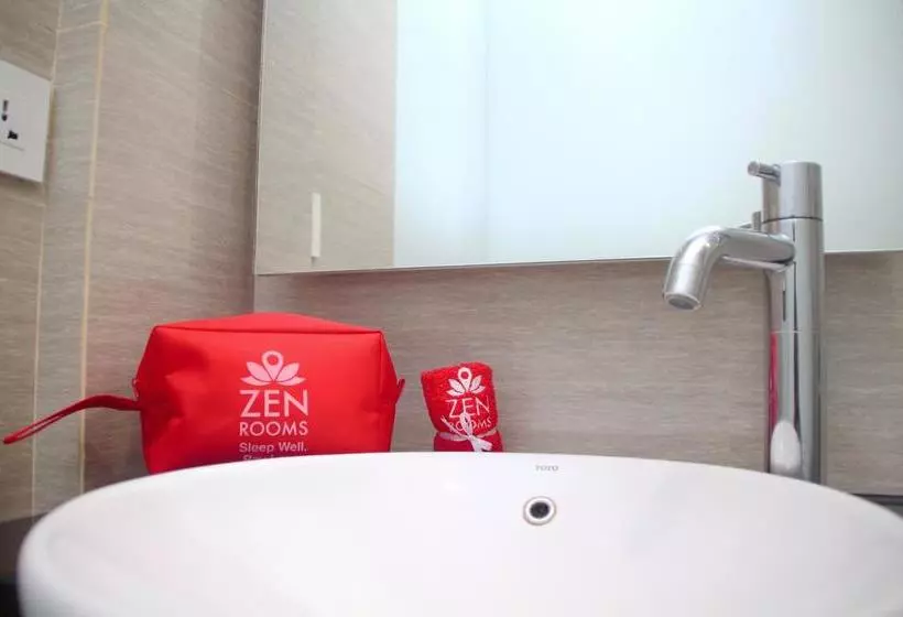 Hotelli Zen Rooms Kusuma Bangsa
