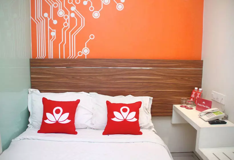 Hotelli Zen Rooms Kusuma Bangsa