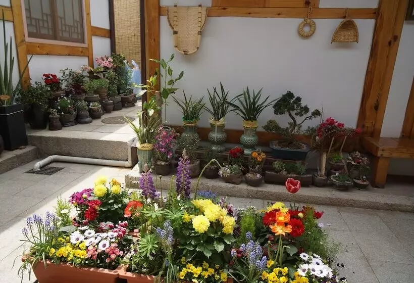 پانسیون Dowonjeong Healing House