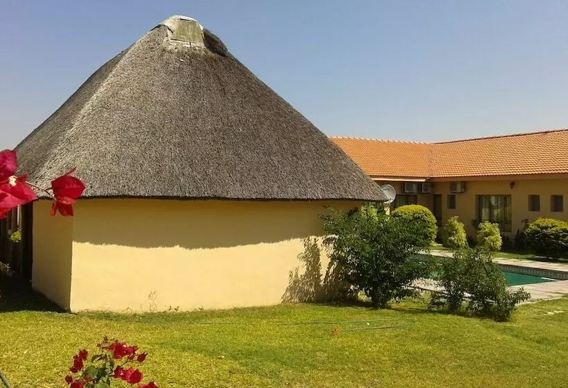 پانسیون Okavango Roadside Guesthouse