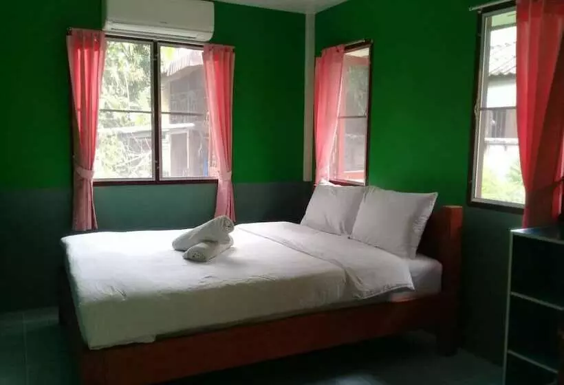 ペンション Sarm Mork Guest House