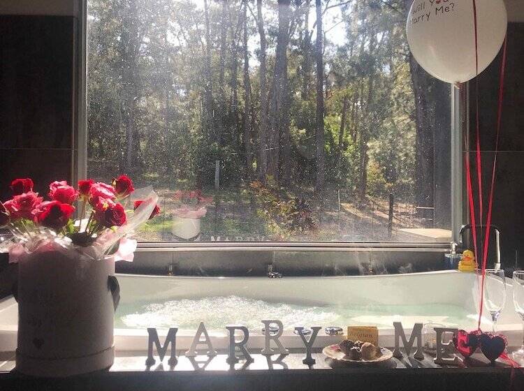 Пансион Spa Suites At Raven