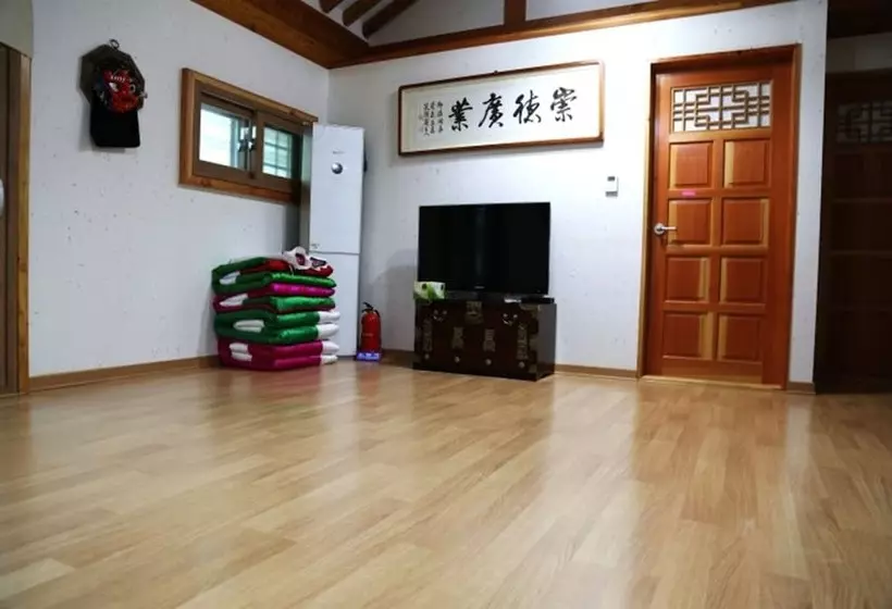 ペンション Yeohaengga