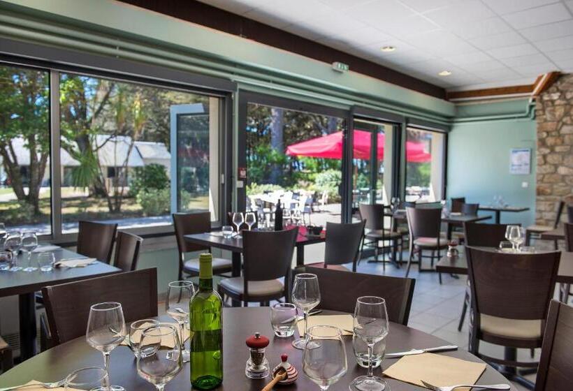 אתר נופש Domaine De Port Aux Rocs