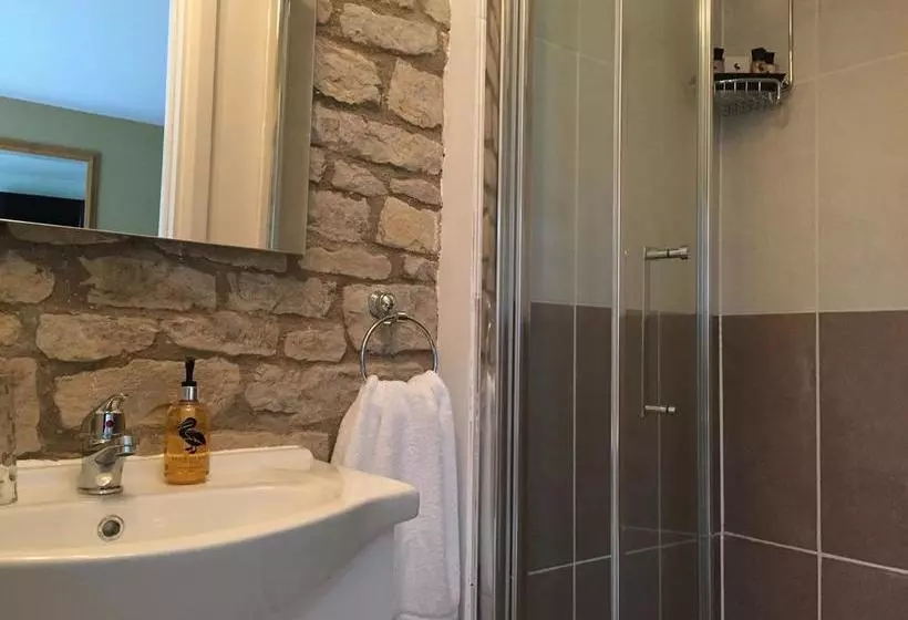 River Garden B&b