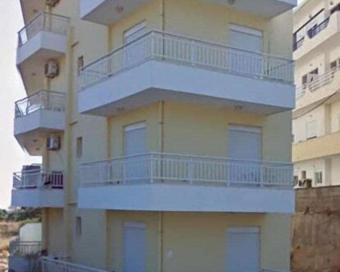 Yiannis Apartments