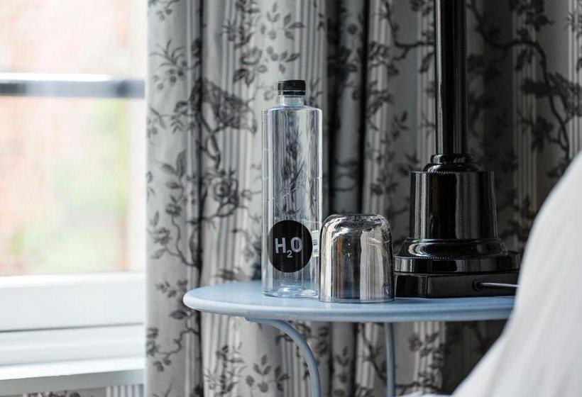 تختخواب و صبحانه Be And Be Sablon