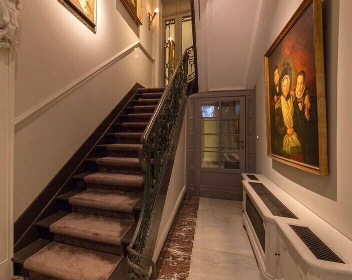 تختخواب و صبحانه Louise Sur Cour