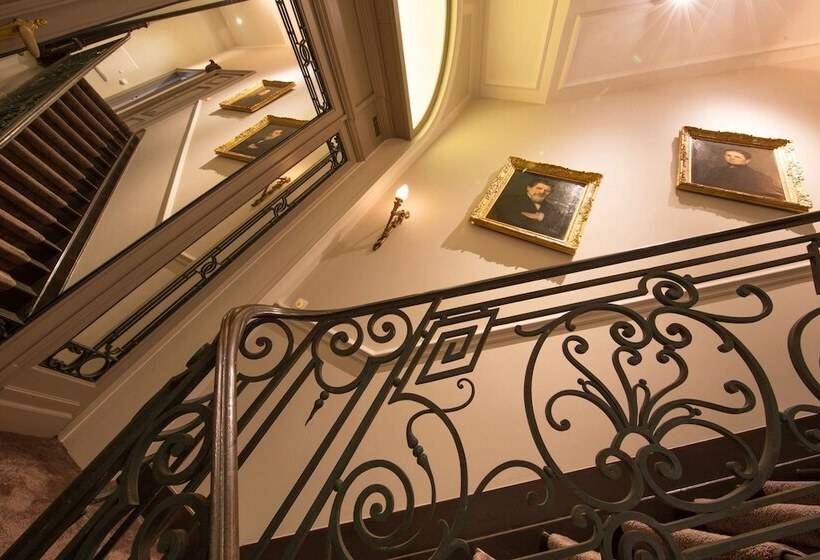 تختخواب و صبحانه Louise Sur Cour