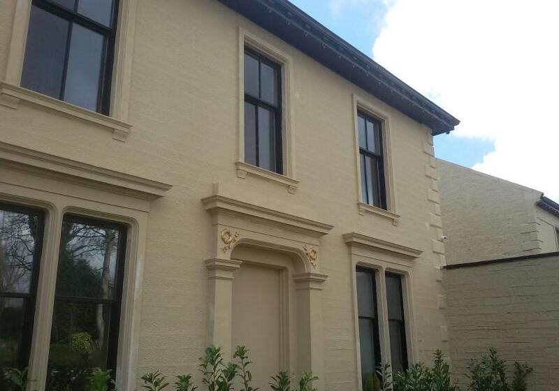 Hotel Crosshill House