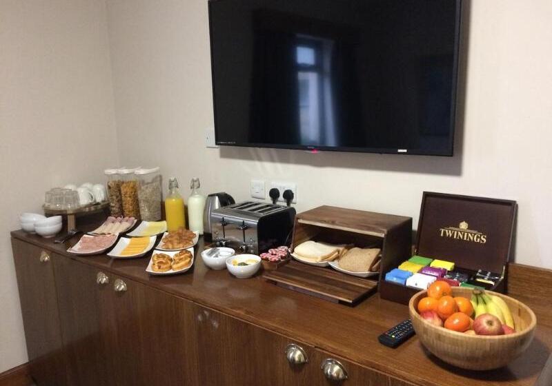 Hotel Crosshill House