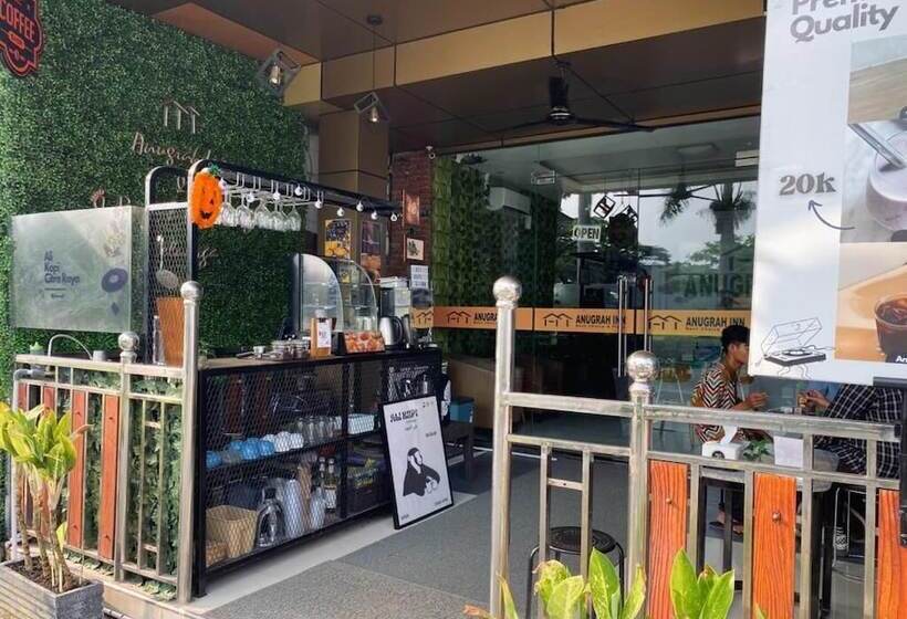 ホテル Anugrah Inn