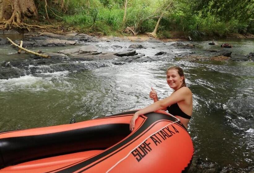 Hotel Atha Safari Resort & Riverside Camping