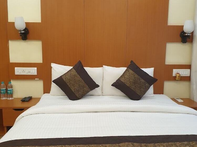 בית מלון כפרי Buddha Imperial Muzaffarpur