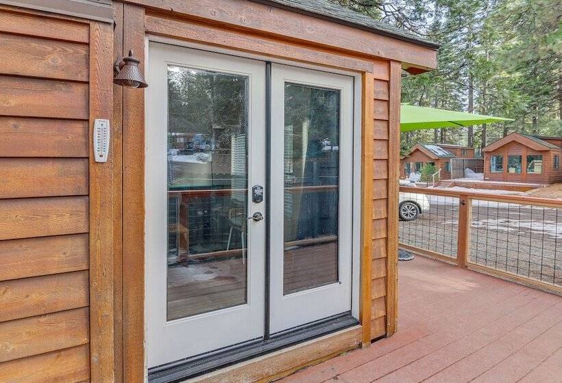 Quiet Lake Almanor Cabin, Steps To Fishing