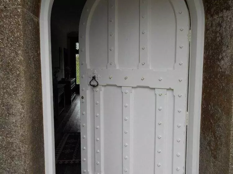 Aamiaismajoitus (B&B) Costislost Organic Retreat