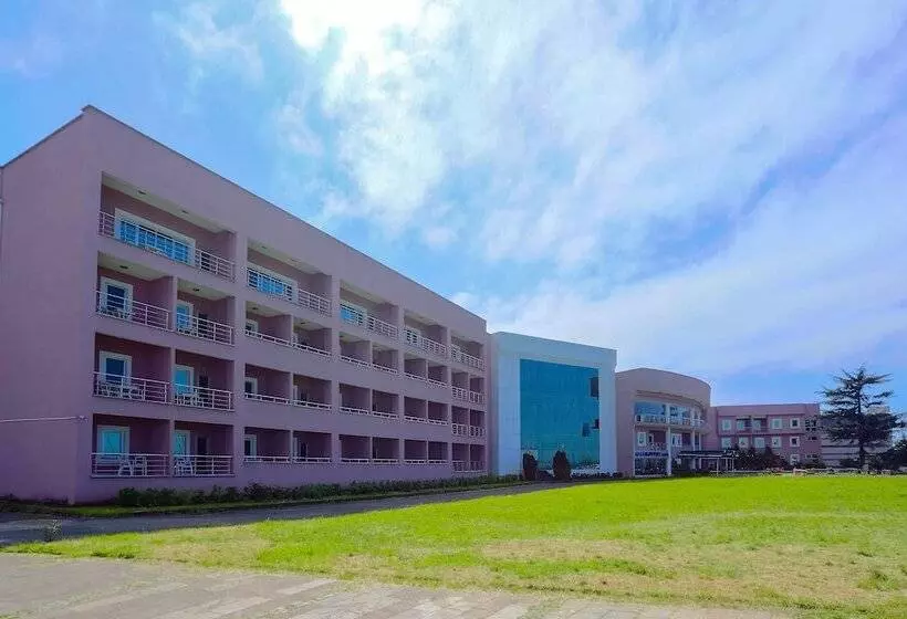 Ktü Koru Otel