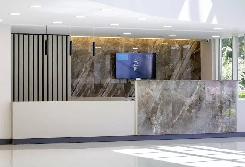 Ktü Koru Otel