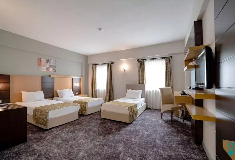 Ktü Koru Otel