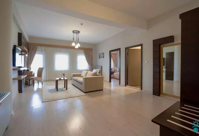 Ktü Koru Otel