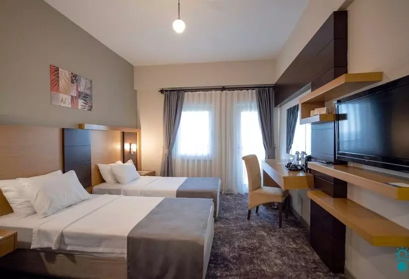 Ktü Koru Otel