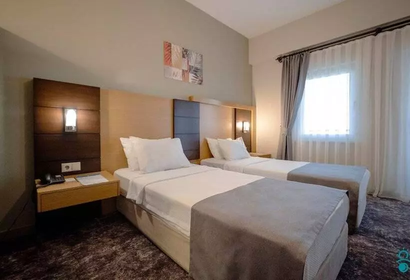 Ktü Koru Otel