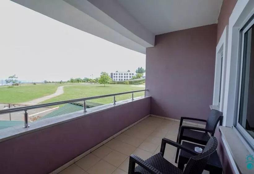 Ktü Koru Otel
