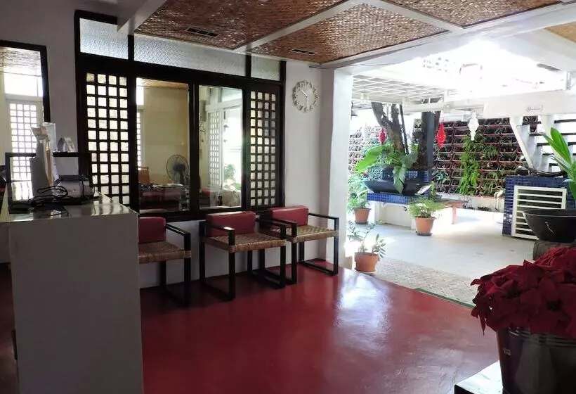 تختخواب و صبحانه Orange Mangrove Pension House