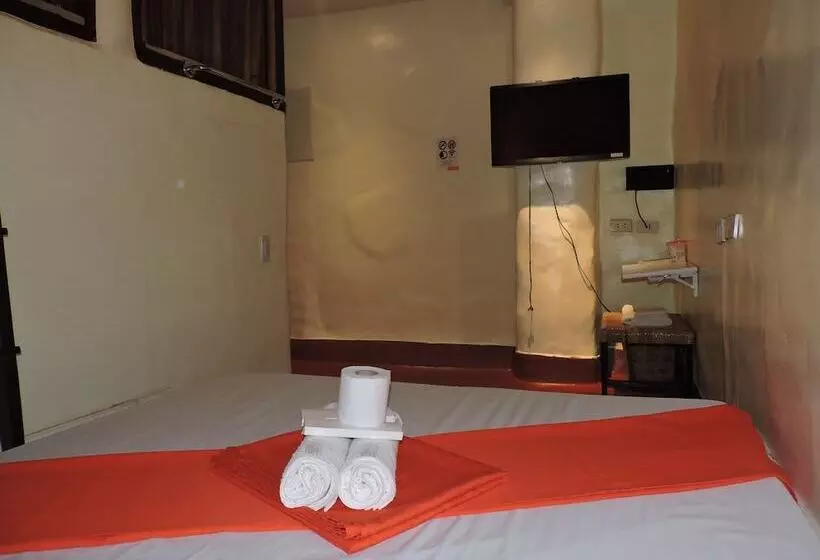 تختخواب و صبحانه Orange Mangrove Pension House
